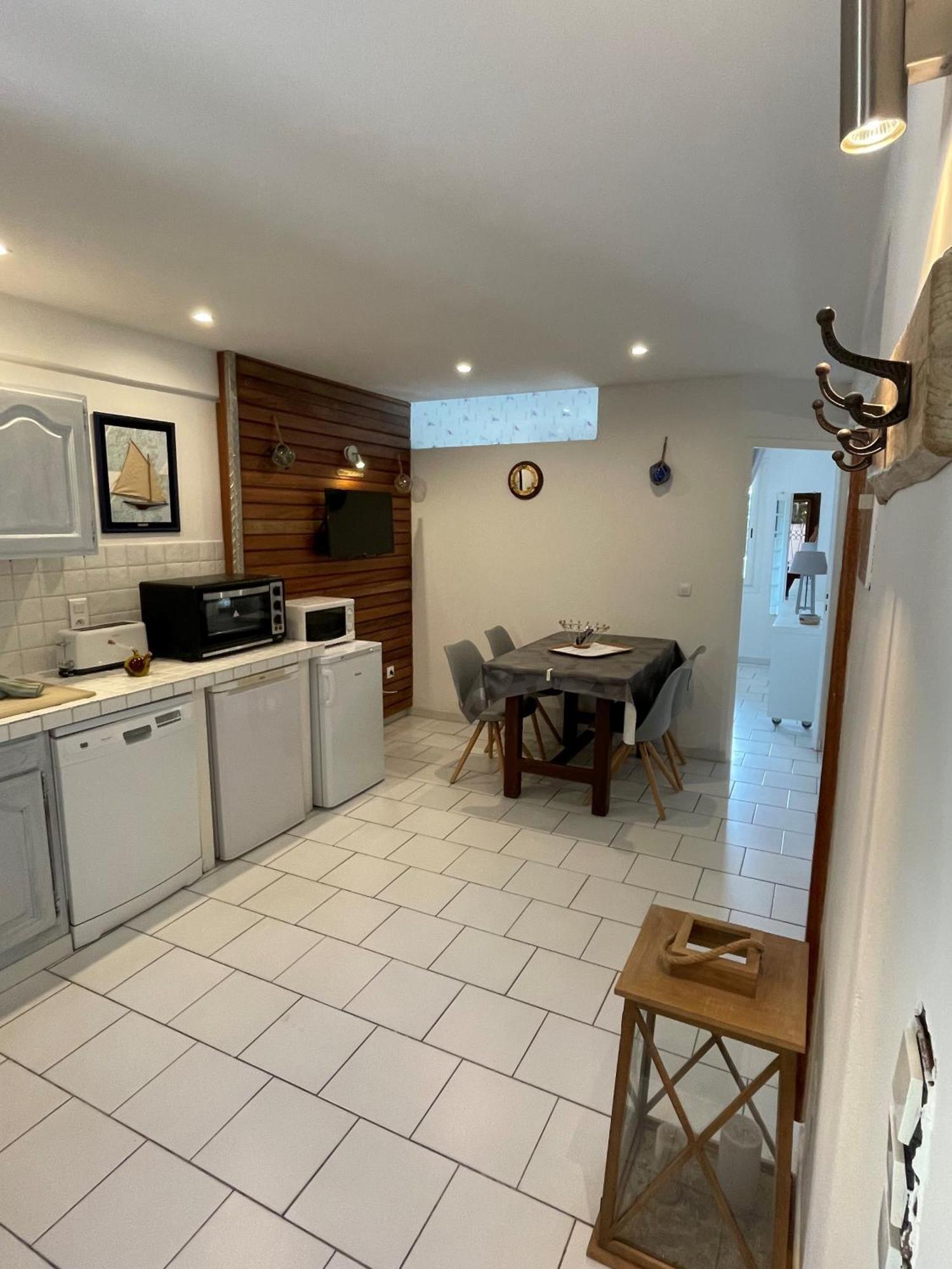 Residence Le Golfe Bleu Le Le Rayol-Canadel-sur-Mer المظهر الخارجي الصورة