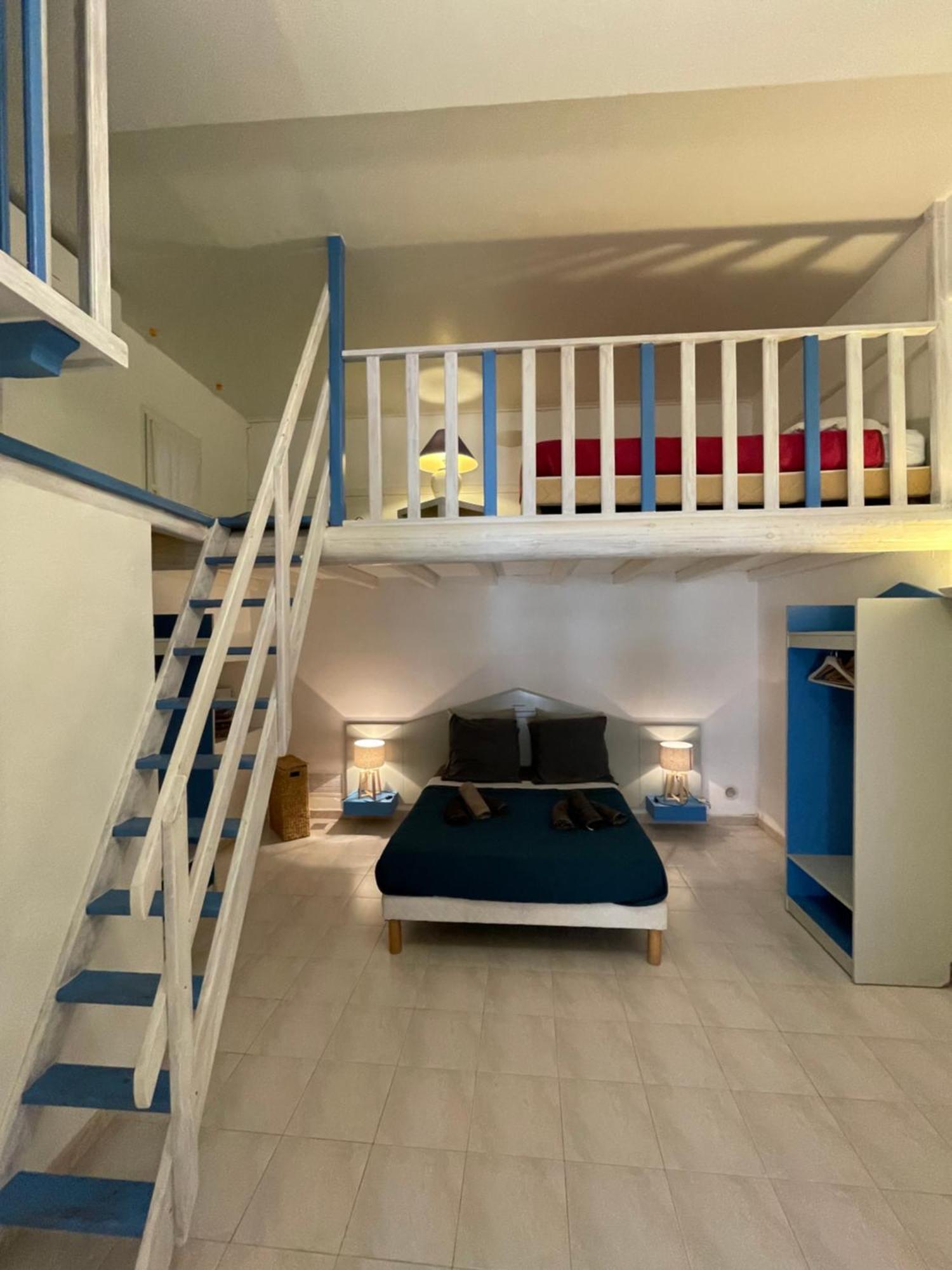 Residence Le Golfe Bleu Le Le Rayol-Canadel-sur-Mer المظهر الخارجي الصورة
