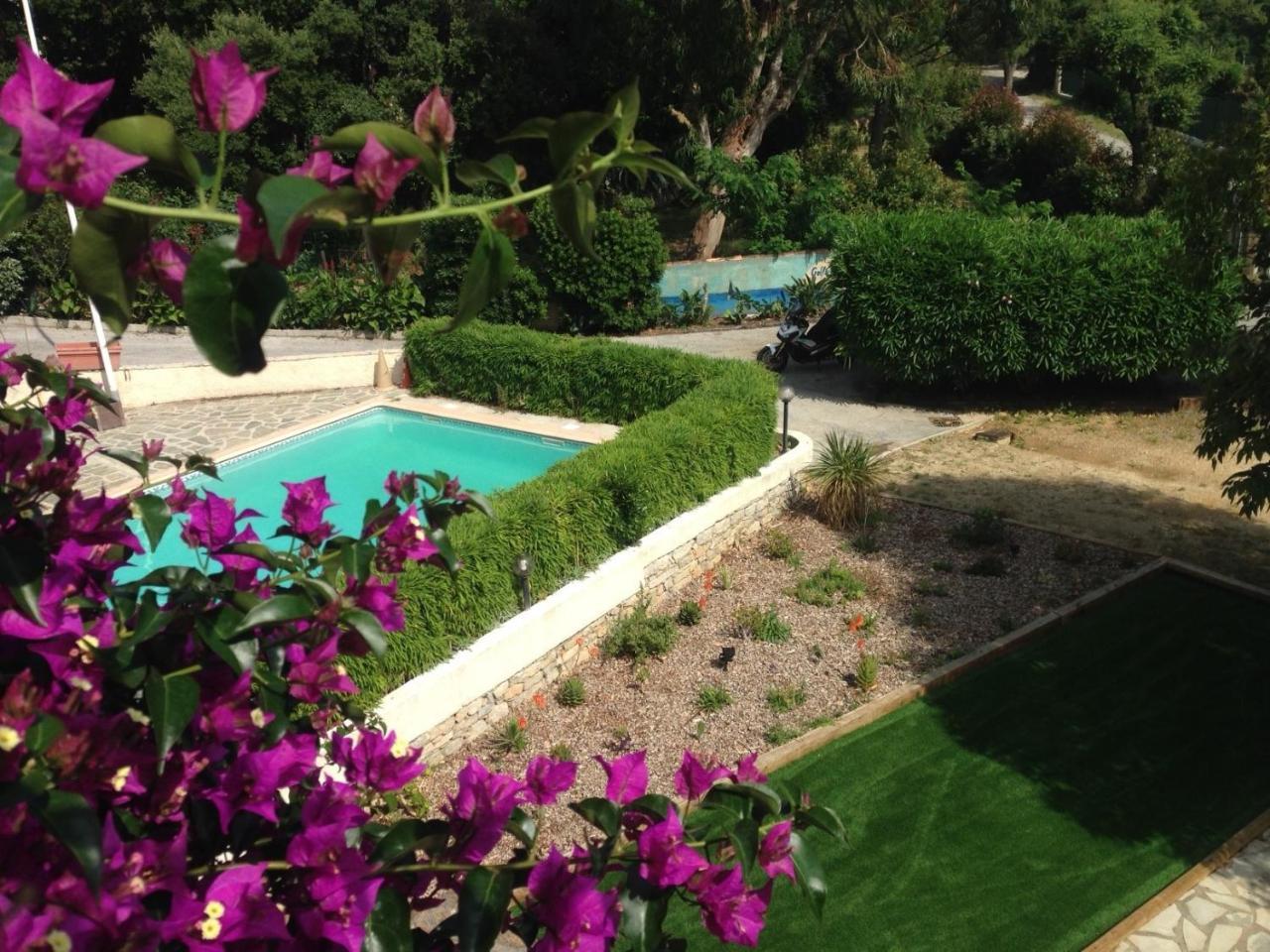 Residence Le Golfe Bleu Le Le Rayol-Canadel-sur-Mer المظهر الخارجي الصورة